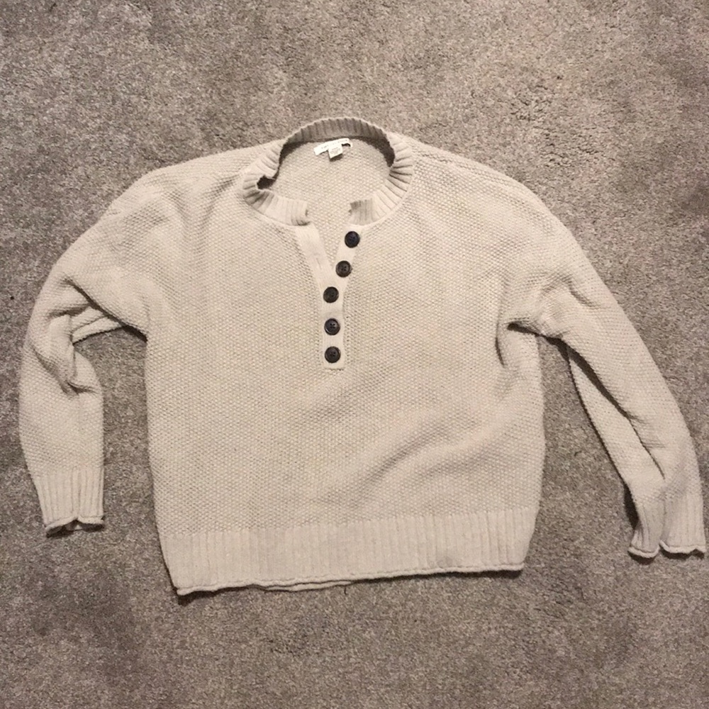 American Eagle sweater